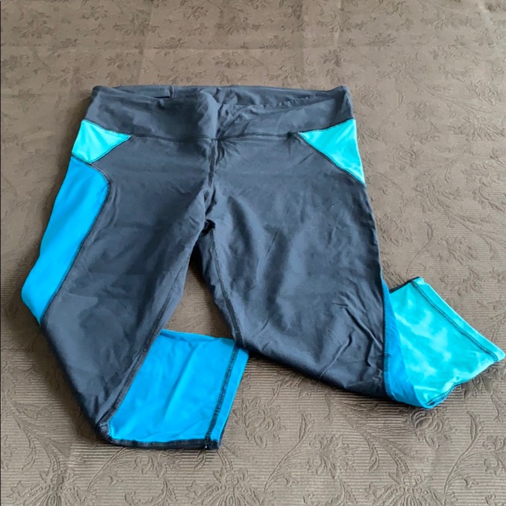 Gap workout leggings